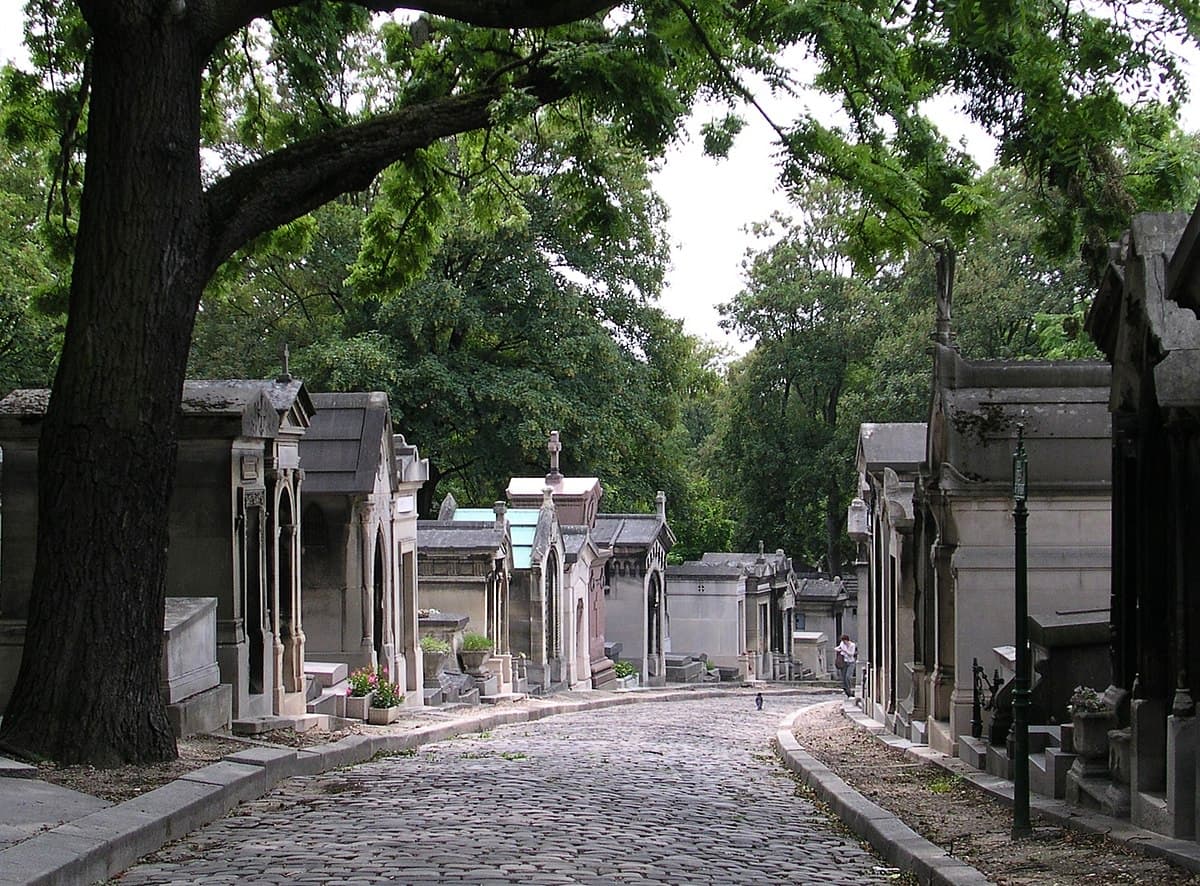 Père Lachaise Eternal Paris: Stories of Life, Love, and Legacy